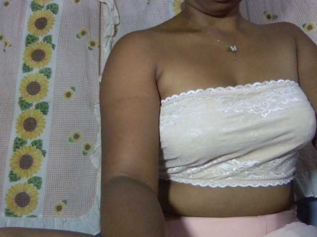 Majolie1 live cam on BongaCams