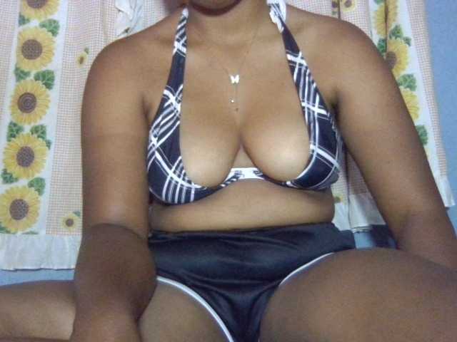 Majolie1 live cam on BongaCams
