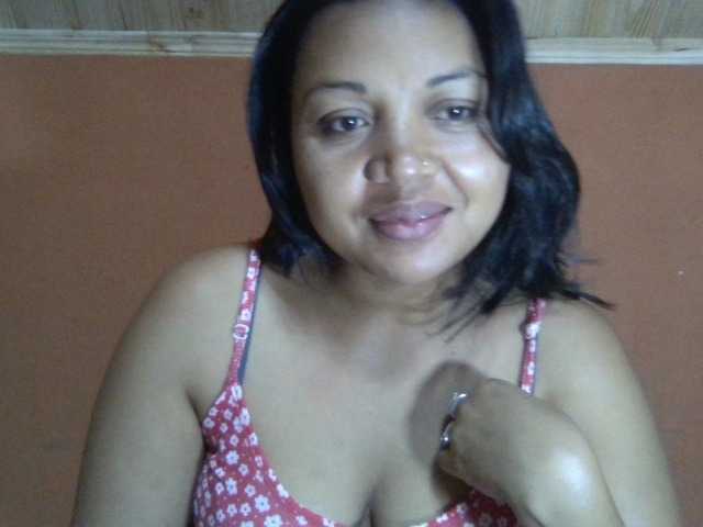 Majolie1 live cam on BongaCams
