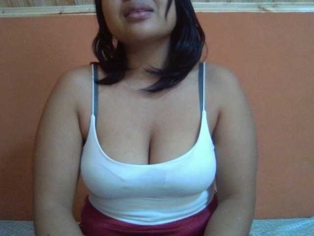Majolie1 live cam on BongaCams