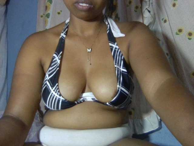 Majolie1 live cam on BongaCams
