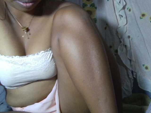 Majolie1 live cam on BongaCams
