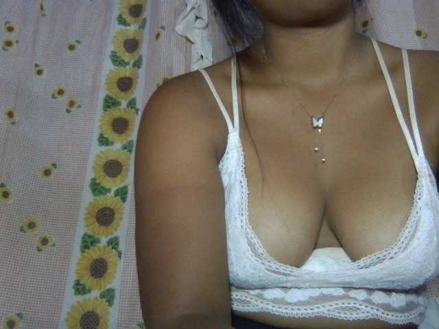 Majolie1 live cam preview