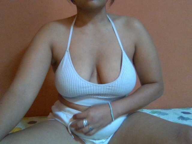 Majolie1 live cam on BongaCams