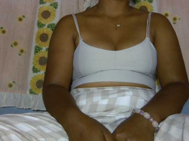 Majolie1 live cam on BongaCams