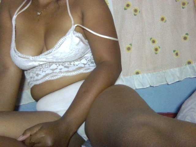 Majolie1 live cam on BongaCams