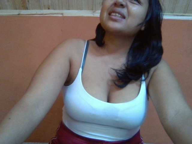 Majolie1 live cam on BongaCams