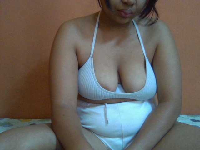 Majolie1 live cam on BongaCams