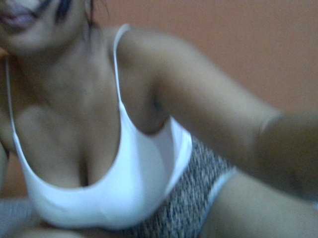 Majolie1 live cam on BongaCams