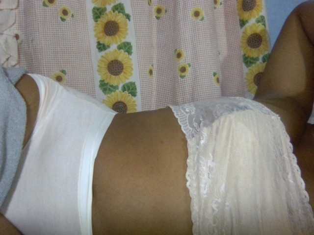 Majolie1, en directo ahora en BongaCams