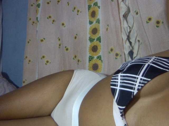 Majolie1, en directo ahora en BongaCams