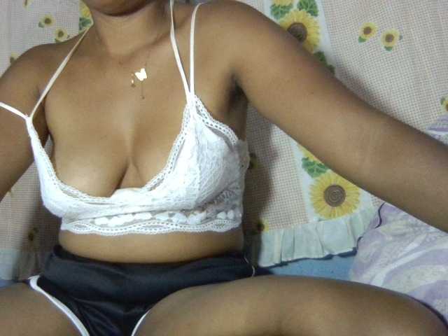 Majolie1 live cam on BongaCams
