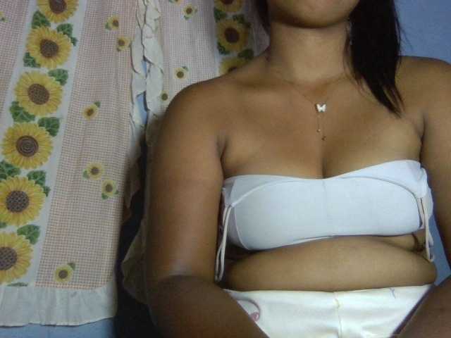 Majolie1 live cam on BongaCams