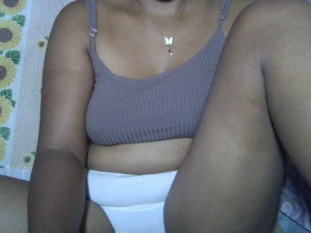 Majolie1, en vivo ahora en BongaCams