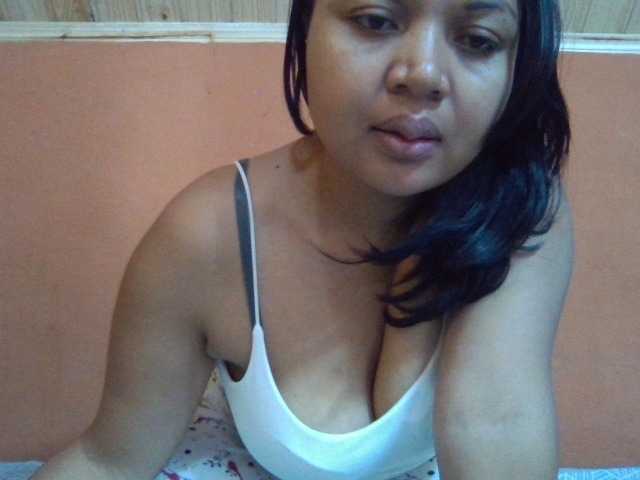 Majolie1 live cam on BongaCams