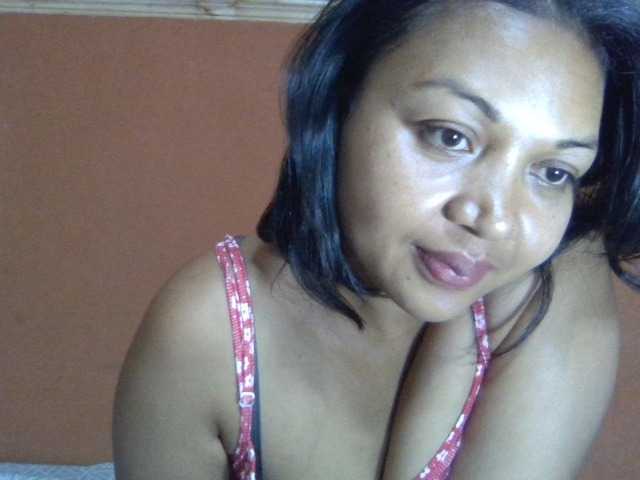 Majolie1 live cam on BongaCams