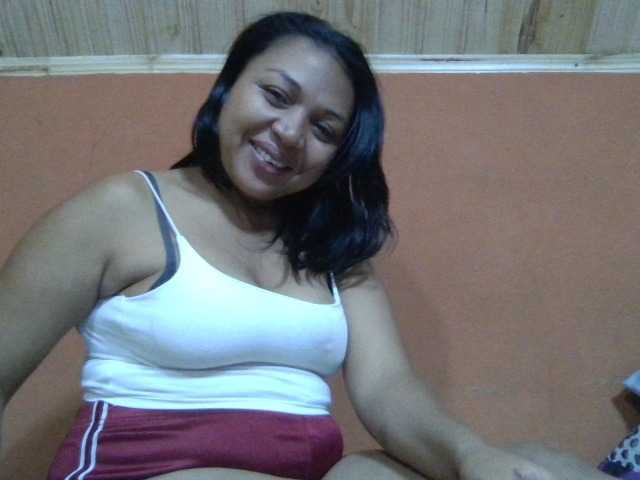 Majolie1 live cam on BongaCams