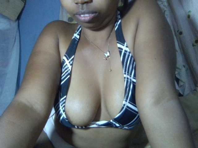 Majolie1 live cam on BongaCams