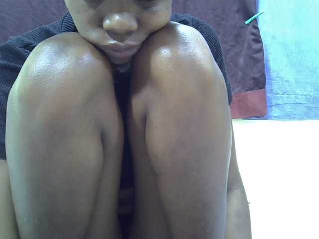 Prettyslender live cam on BongaCams