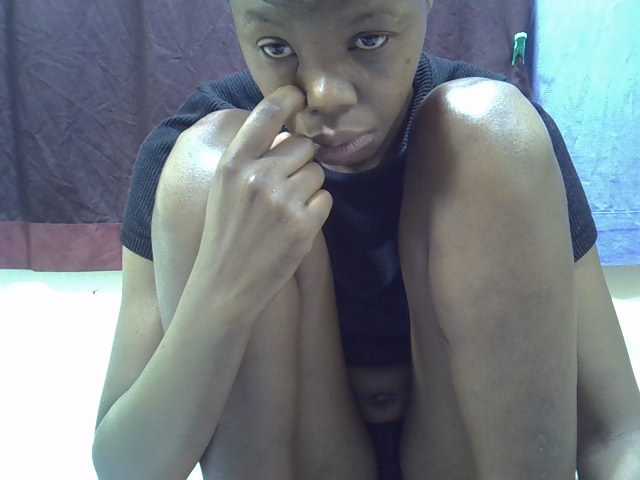 Prettyslender live cam on BongaCams
