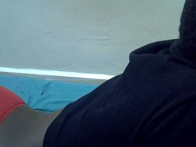Prettyslender live cam on BongaCams
