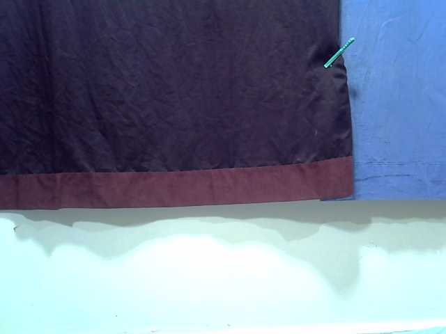 Prettyslender live cam on BongaCams