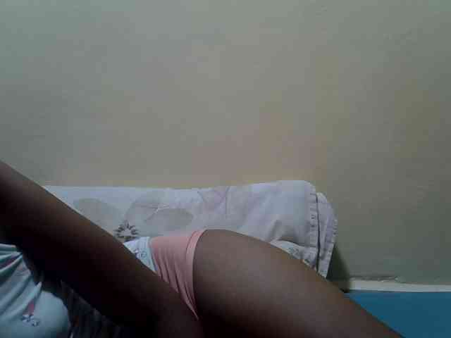 Prettyslender webcam