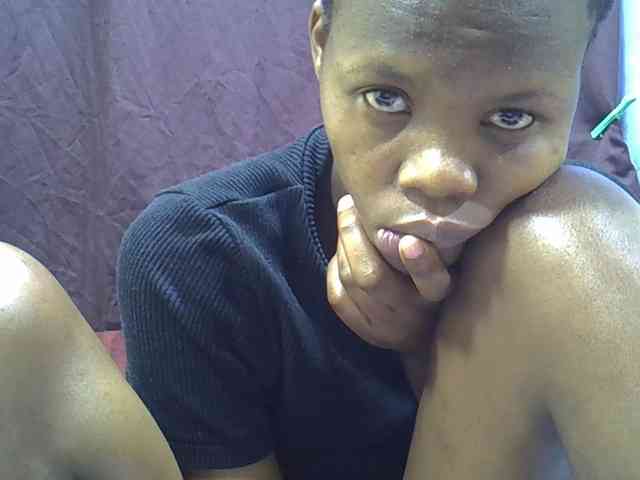 Prettyslender webcam