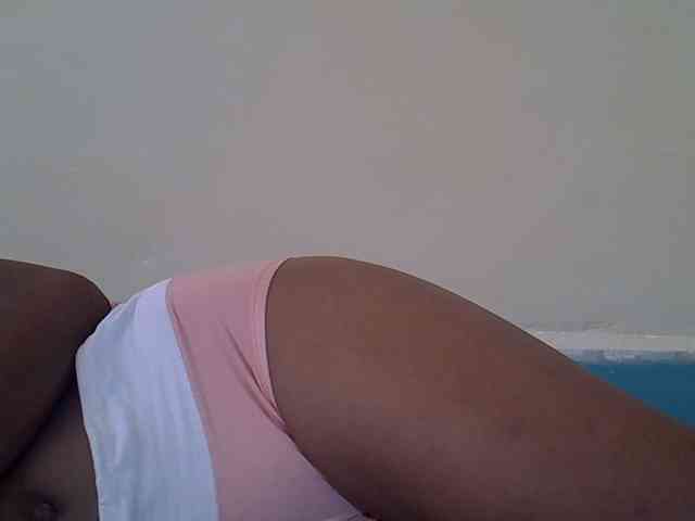 Prettyslender webcam