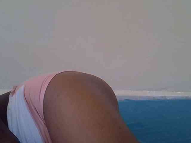 Prettyslender webcam
