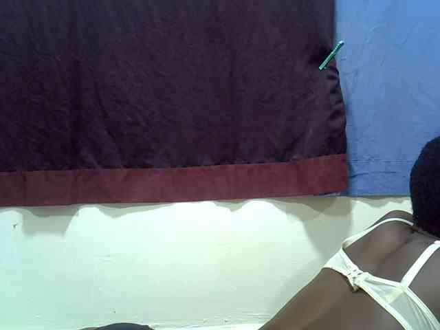Prettyslender webcam