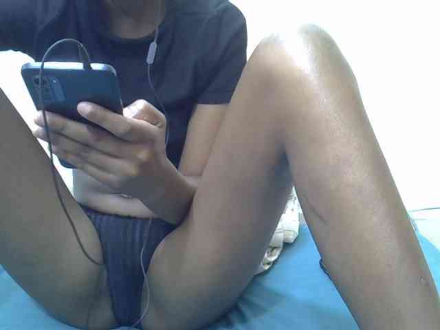 Prettyslender webcam