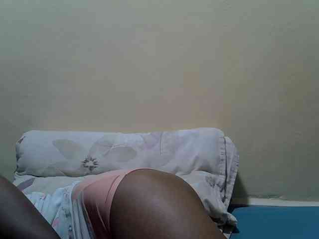 Prettyslender webcam