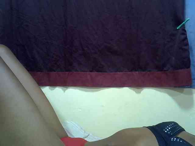 Prettyslender webcam