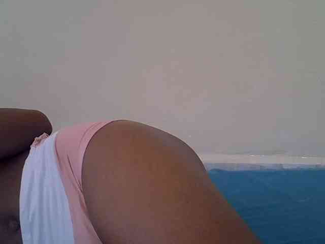 Prettyslender webcam