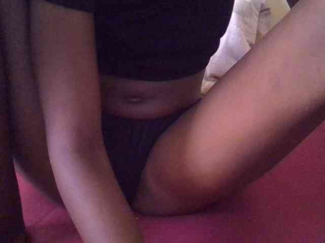 Prettyslender webcam