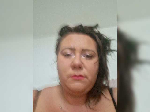 Pupleuselulu, modèle sur Bongacams