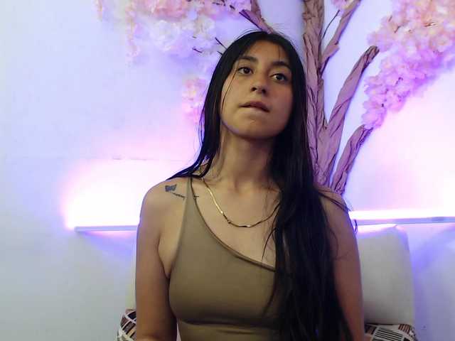Melany-vega live cam on BongaCams