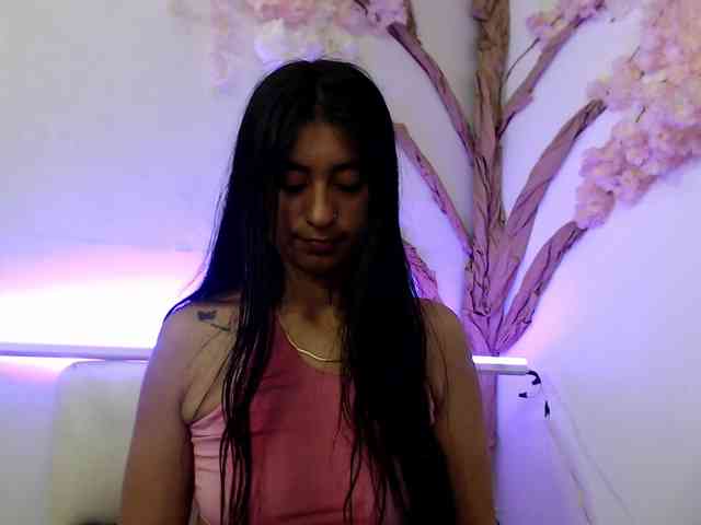 melany-vega's live room
