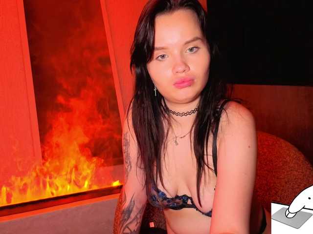 everlure live cam on BongaCams