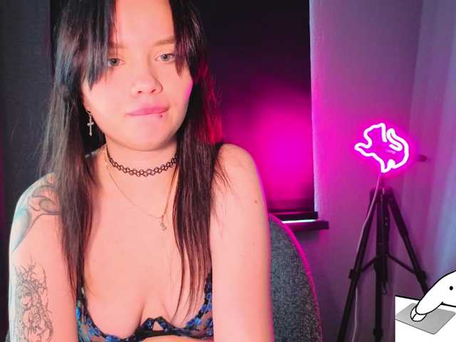 everlure live cam on BongaCams