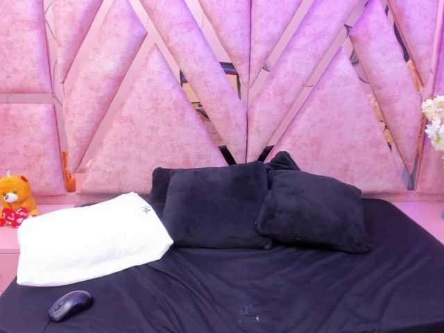 CataleyaLars20 live cam on BongaCams