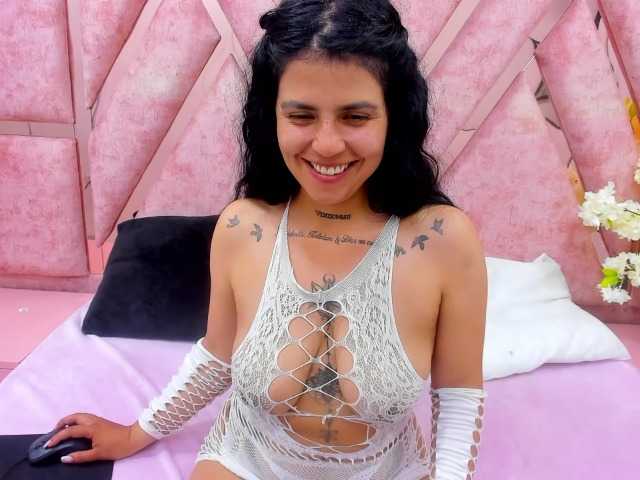 CataleyaLars20 live cam on BongaCams