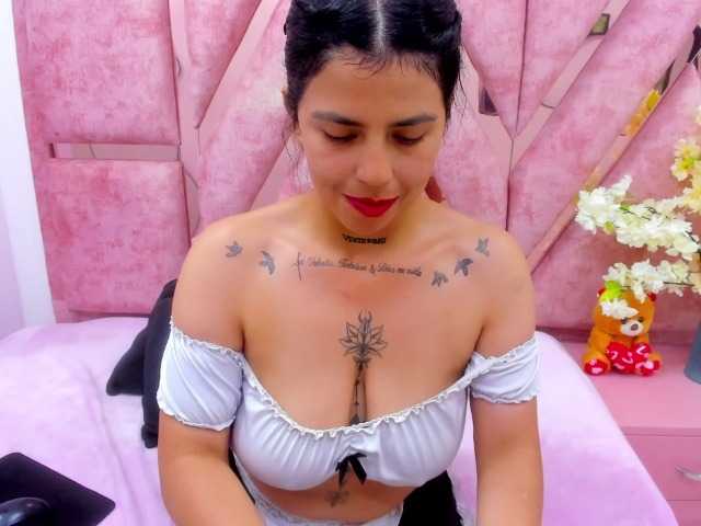 CataleyaLars20 live cam on BongaCams