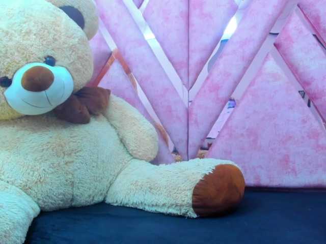 CataleyaLars20 live cam on BongaCams