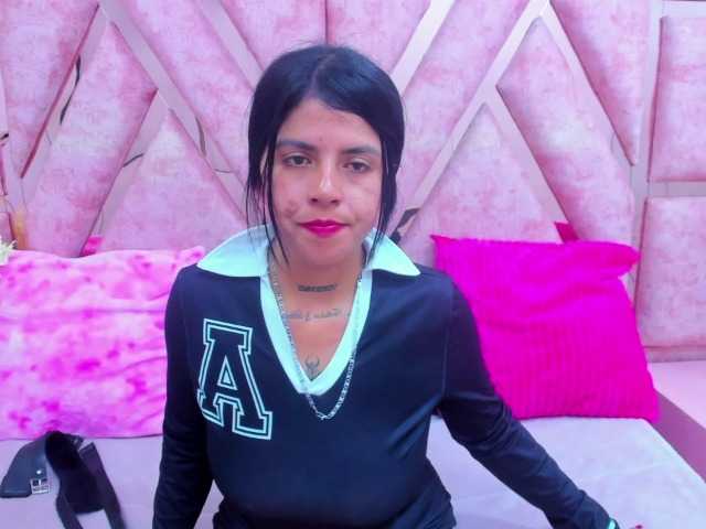CataleyaLars20 live cam on BongaCams