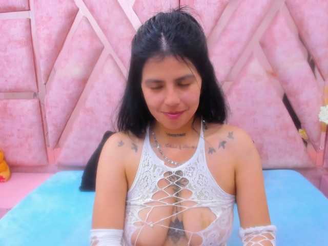 CataleyaLars20 live cam on BongaCams