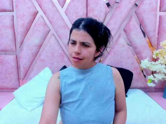 CataleyaLars