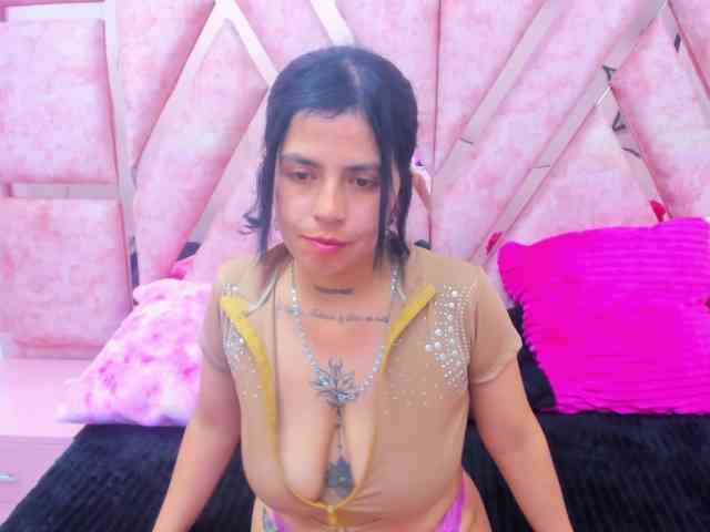 CataleyaLars webcam