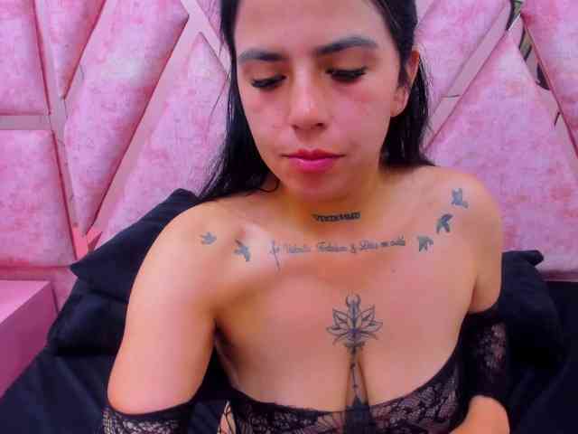CataleyaLars20